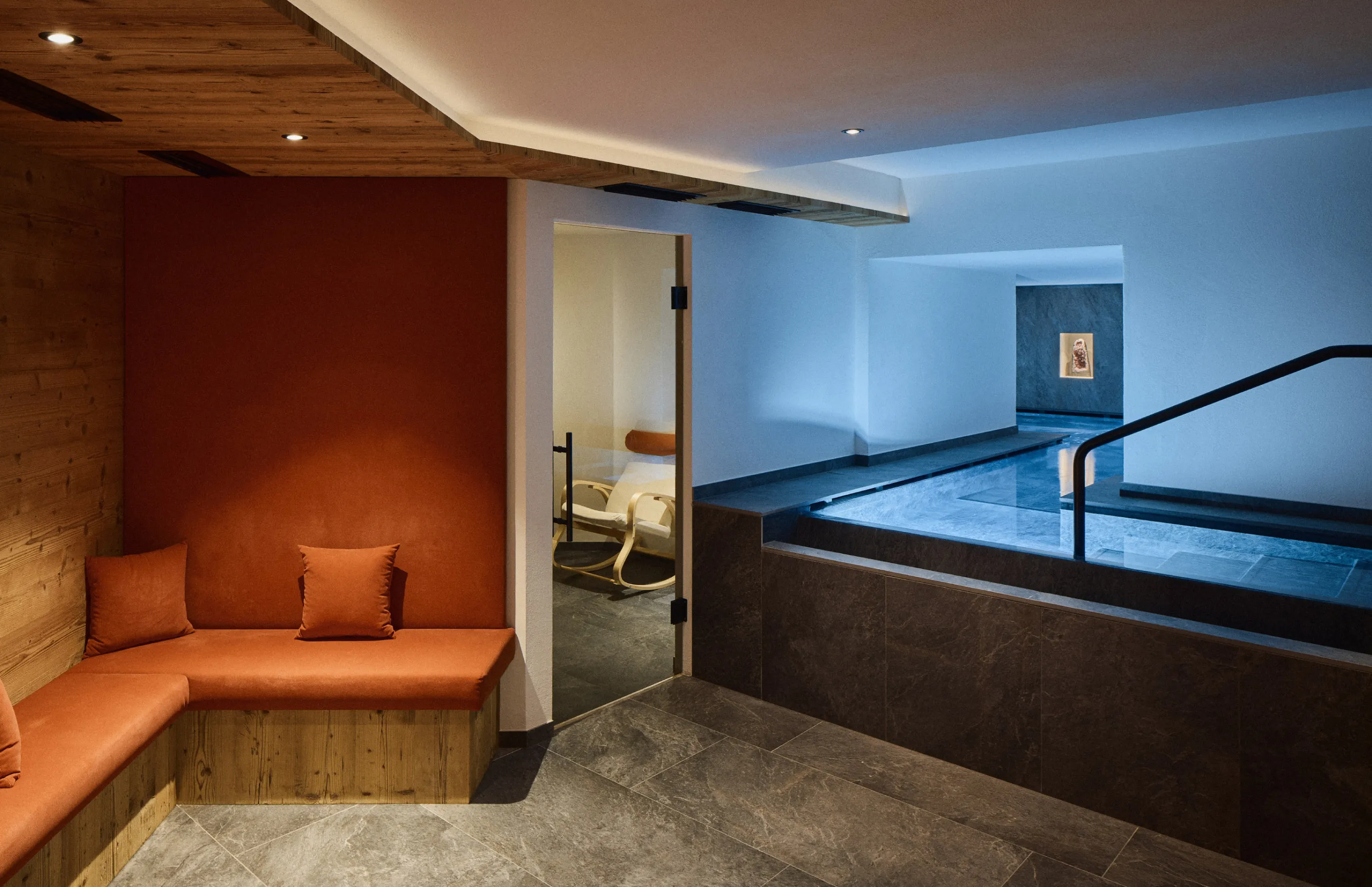 Area wellness dell’Hotel Mesdí ad Arabba con sauna e whirlpool per momenti di puro relax.